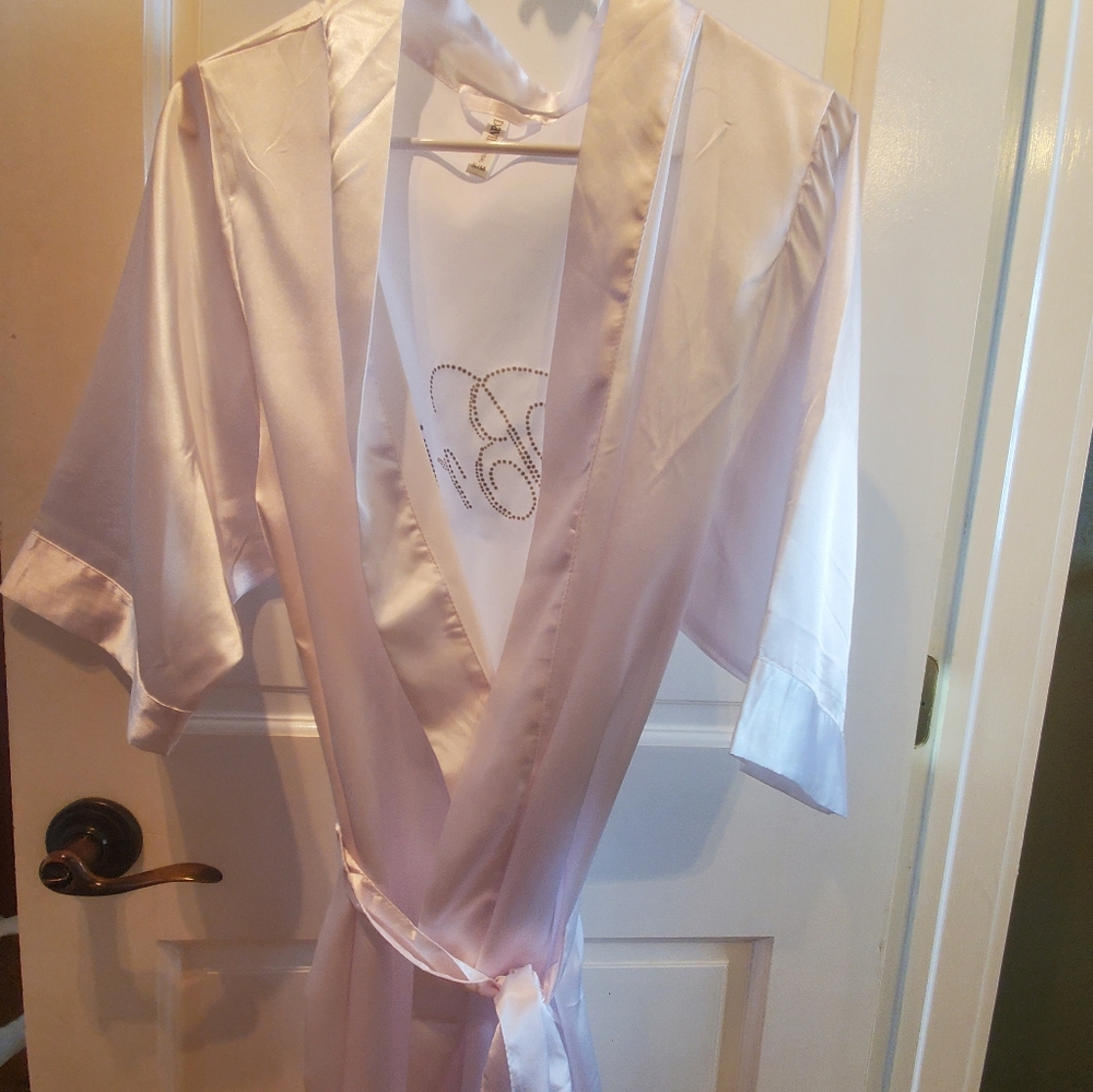Bridal Robe - LIKE NEW - Picture 3 of 5